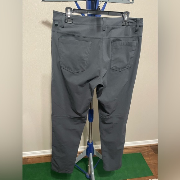 Lululemon ABC Pant - Picture 2 of 3